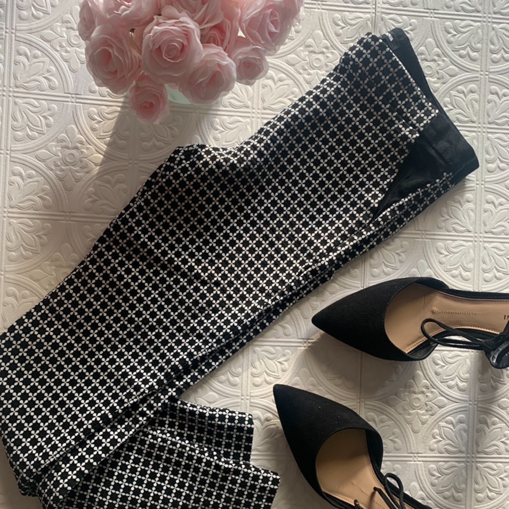 Houndstooth Plaid Skinny Pants